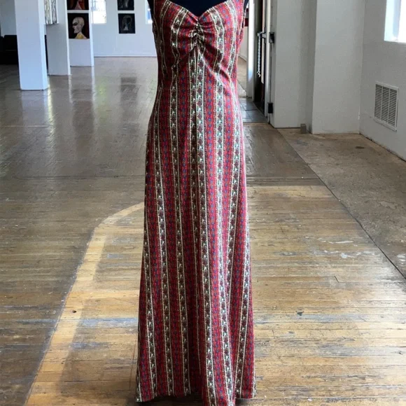 70s handcrafted polyester maxi dress - Picture 12 of 14